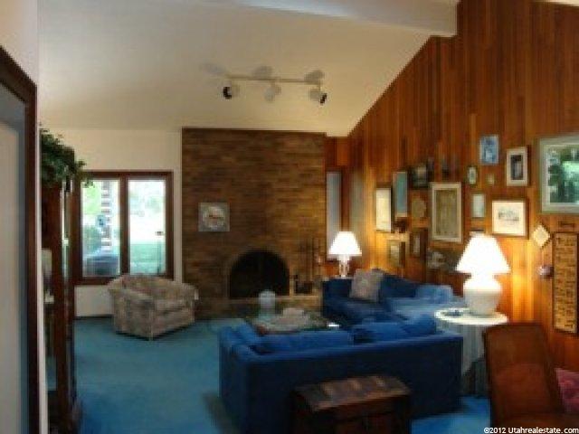 40 White Barn Dr, Pleasant View, UT 84414 — photo 2