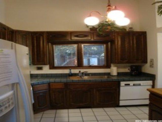 40 White Barn Dr, Pleasant View, UT 84414 — photo 3