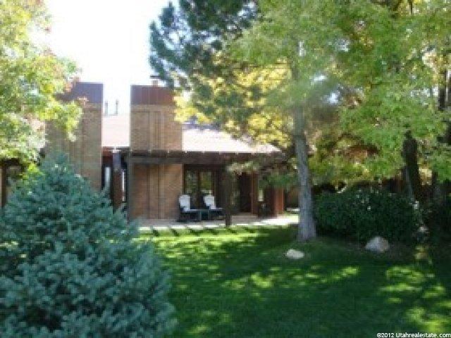 40 White Barn Dr, Pleasant View, UT 84414 — photo 10