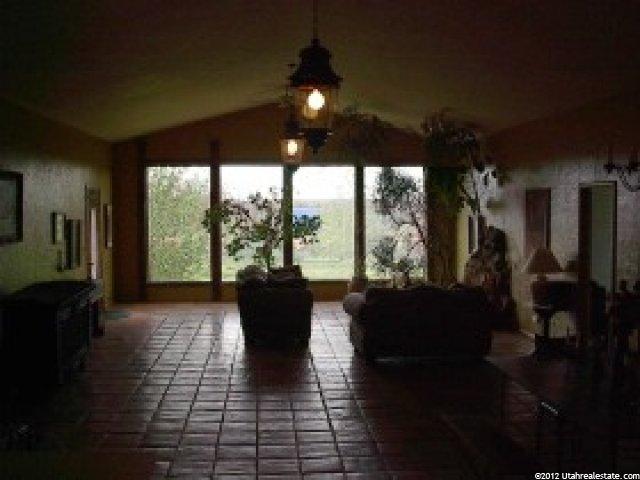 2360 S State St, Roosevelt, UT 84066 — photo 9