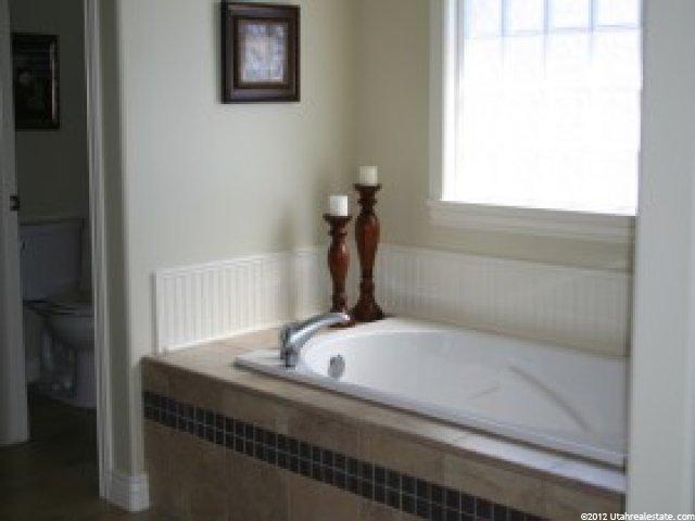 49 N Mountain Rd, Fruit Heights, UT 84037 — photo 5