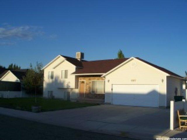 697 S 1900 W, Vernal, UT 84078 — photo 12