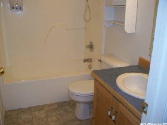 697 S 1900 W, Vernal, UT 84078 — photo 10