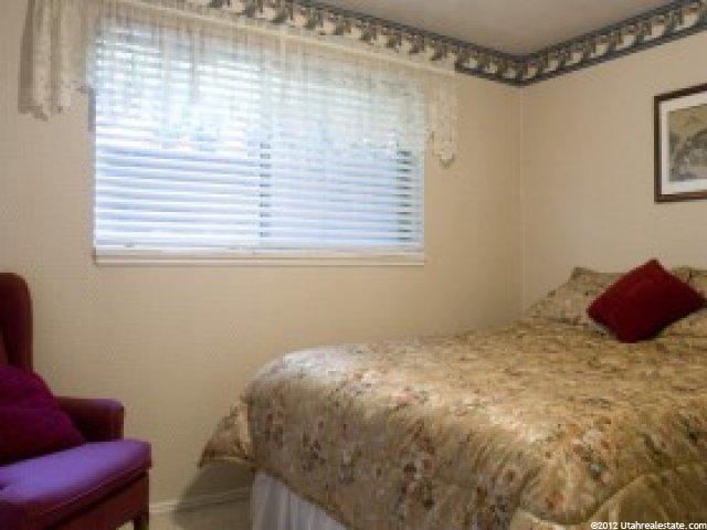 462 S 1400 E, Fruit Heights, UT 84037 — photo 12
