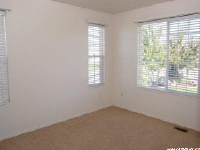 1387 N 1800 W, Clinton, UT 84015 — photo 3