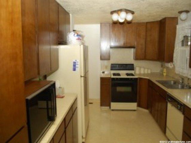 300 W 700 N, Clearfield, UT 84015 — photo 2