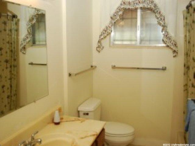 300 W 700 N, Clearfield, UT 84015 — photo 6