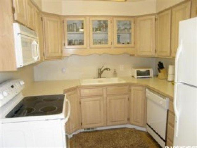 1908 N 2550 E, Layton, UT 84040 — photo 3