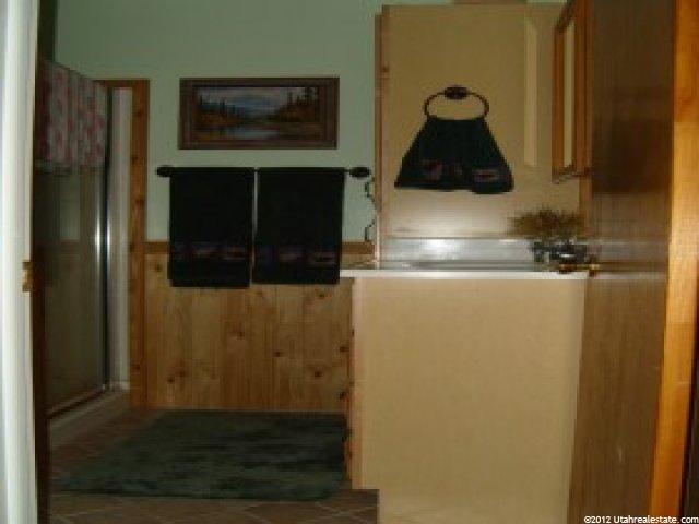 11918 E Beaver Cir Way N, Timber Lakes, UT 84032 — photo 5