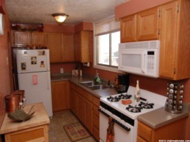 2486 W 6000 S, Roy, UT 84067 — photo 2