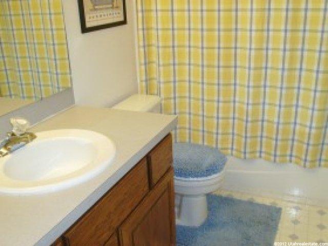 2072 N 900 W, Clinton, UT 84015 — photo 5