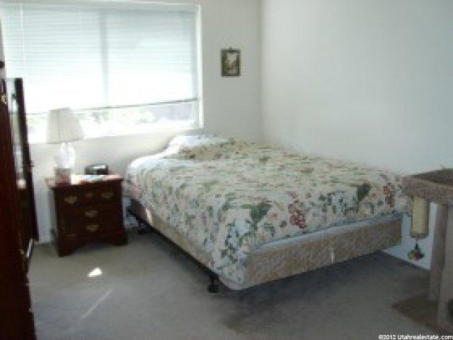 2072 N 900 W, Clinton, UT 84015 — photo 6