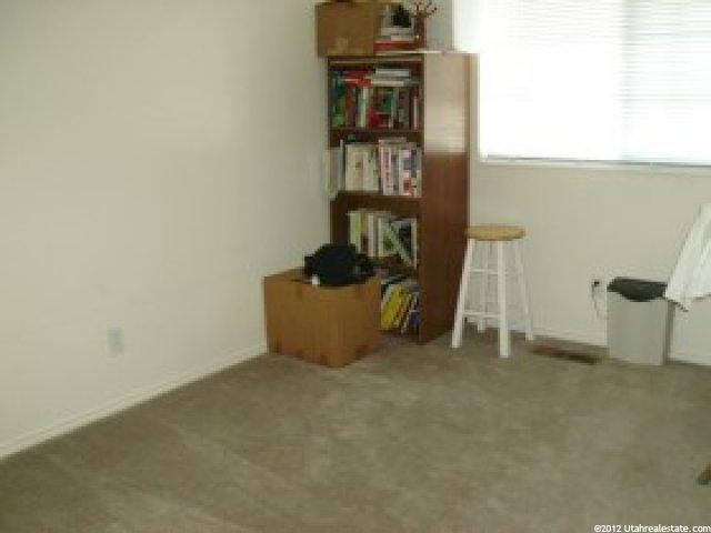 2072 N 900 W, Clinton, UT 84015 — photo 8