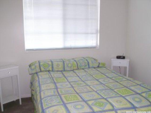 2072 N 900 W, Clinton, UT 84015 — photo 9