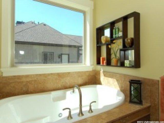 4607 W Saddleback Ln, Mountain Green, UT 84050 — photo 8