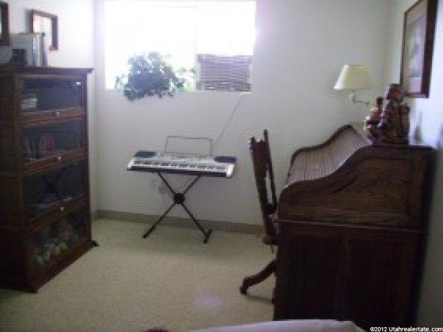 864 E 2850 S, Vernal, UT 84078 — photo 8