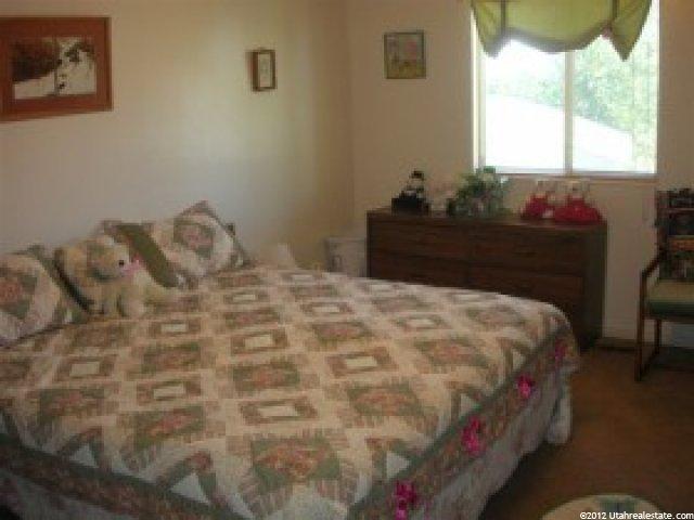 1569 N Willowbrook Dr W, West Bountiful, UT 84087 — photo 7