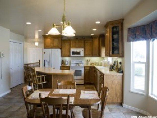 2844 W 1010 N, Clinton, UT 84015 — photo 4