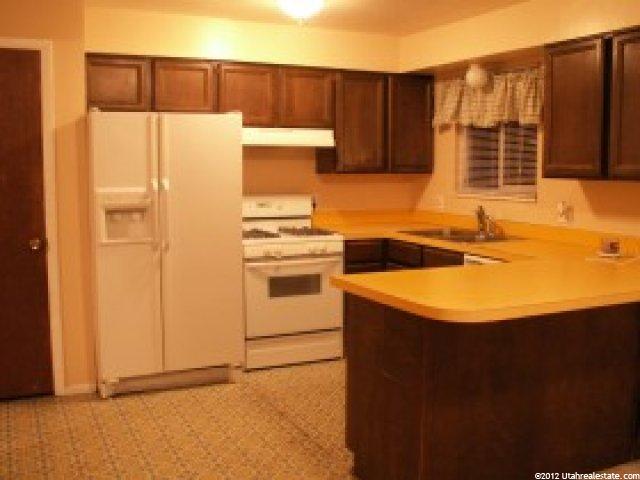 554 6th St, Ogden, UT 84404 — photo 2