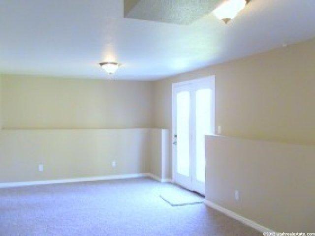 10900 Pleasant View Dr, Sandy, UT 84092 — photo 9