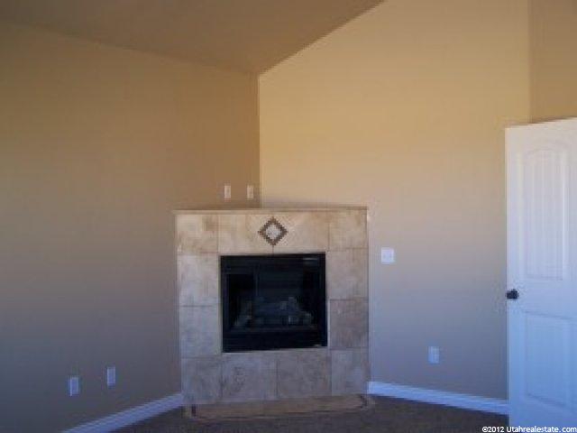7203 Ridge Rd, Lake Point, UT 84074 — photo 4