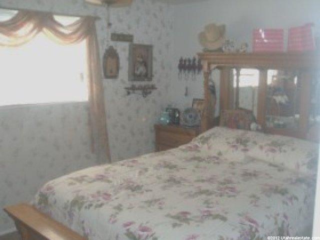 1736 N 550 W, Clinton, UT 84015 — photo 4