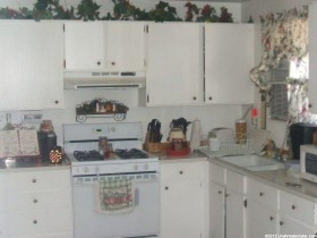 1736 N 550 W, Clinton, UT 84015 — photo 7