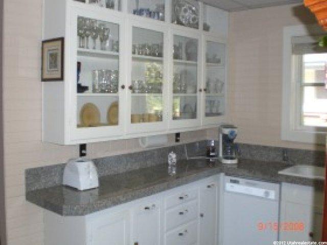 2475 Tyler Ave, Ogden, UT 84401 — photo 3