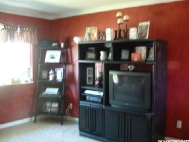 25 S 1350 W, Vernal, UT 84078 — photo 3