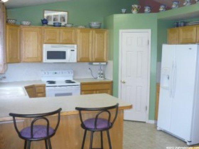 5536 S 3750 W, Roy, UT 84067 — photo 6