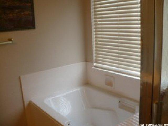 5536 S 3750 W, Roy, UT 84067 — photo 8