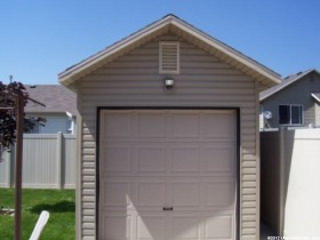 856 W 2150 S, Woods Cross, UT 84087 — photo 11