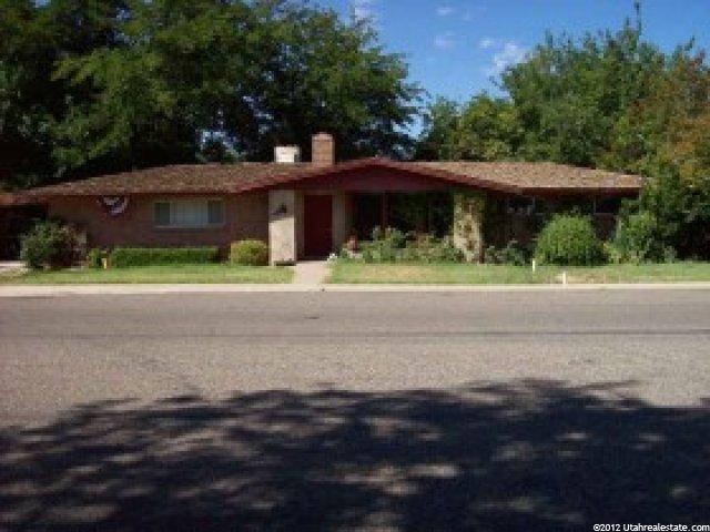 221 W State St, Hurricane, UT 84737 — photo 5