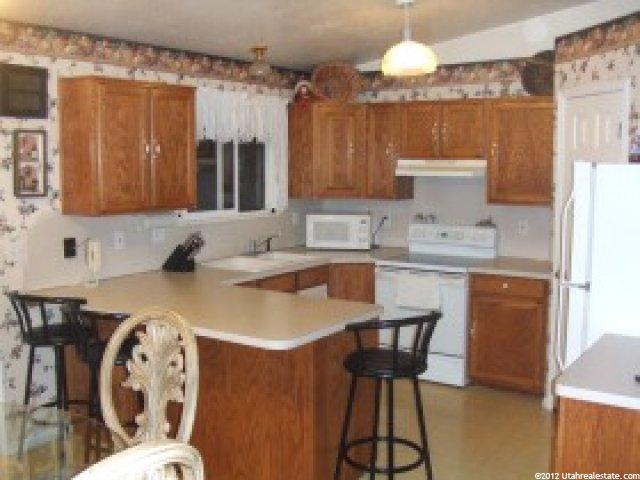 4312 Midland Dr, Roy, UT 84067 — photo 3