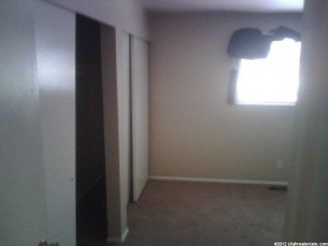 884 Garnet St, Layton, UT 84041 — photo 3