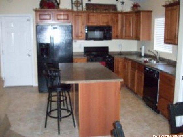 4512 S 3425 W, West Haven, UT 84401 — photo 2
