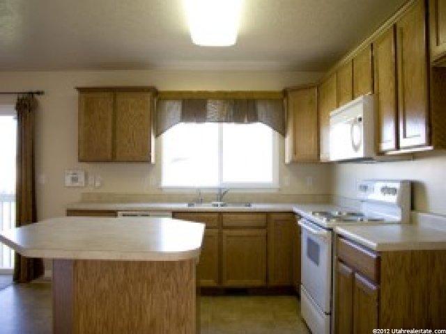 2838 W 2300 N, Clinton, UT 84015 — photo 3