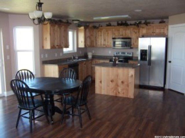184 S 1170 E, Hyrum, UT 84319 — photo 3
