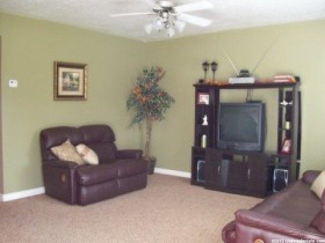 346 W 1925 N, Harrisville, UT 84404 — photo 10