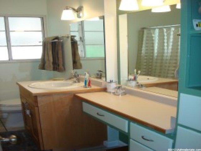 190 W 1800 S, Bountiful, UT 84010 — photo 5