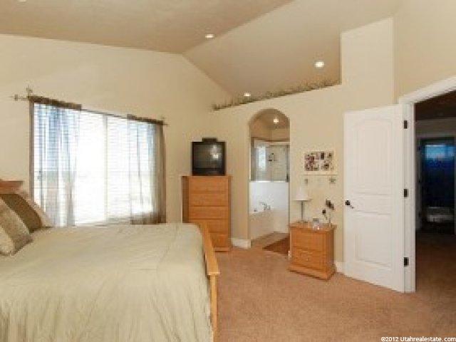 1407 N 3455 W, Clinton, UT 84015 — photo 5