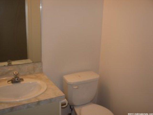 862 E 575 N, Layton, UT 84041 — photo 4