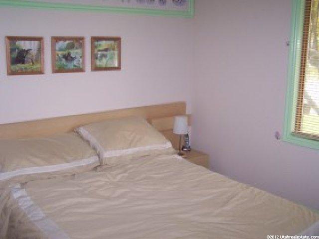 562 S 10 W, Farmington, UT 84025 — photo 4