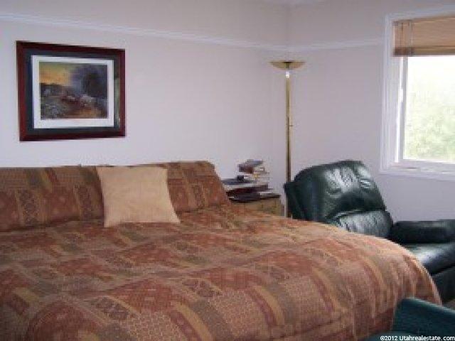 562 S 10 W, Farmington, UT 84025 — photo 6