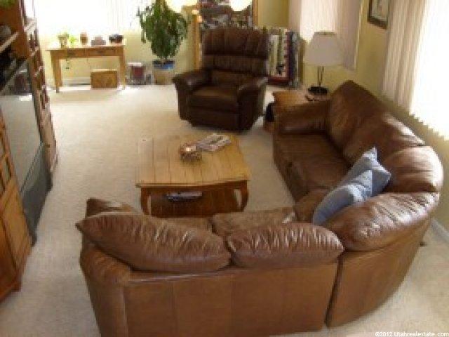568 Fowler Ave, Ogden, UT 84404 — photo 2