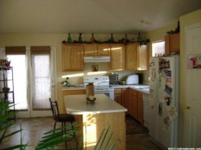 132 E 2600 S, Clearfield, UT 84015 — photo 9