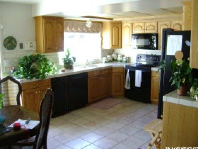 1124 S 865 E, Ogden, UT 84404 — photo 4