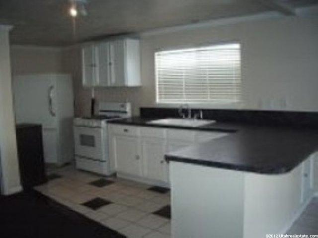 1098 Avalon Hills Dr, Ogden, UT 84404 — photo 4