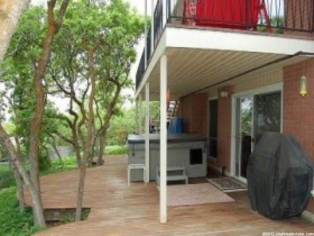 4131 S Lakeview Dr E, Ogden, UT 84403 — photo 11