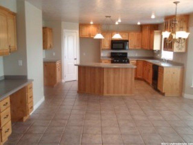 1912 E 4000 S, Vernal, UT 84078 — photo 2